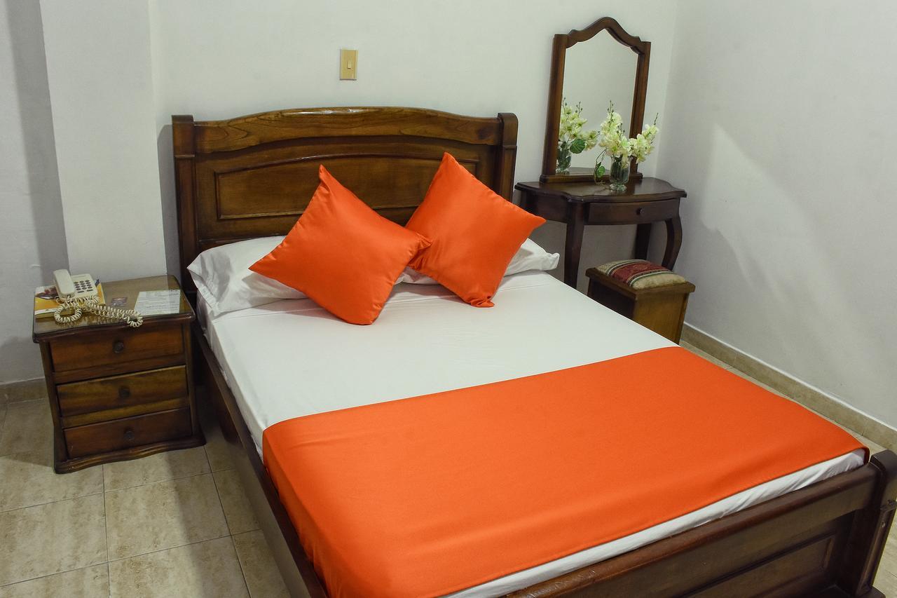 Hotel El Lago 2 Pereira Dış mekan fotoğraf